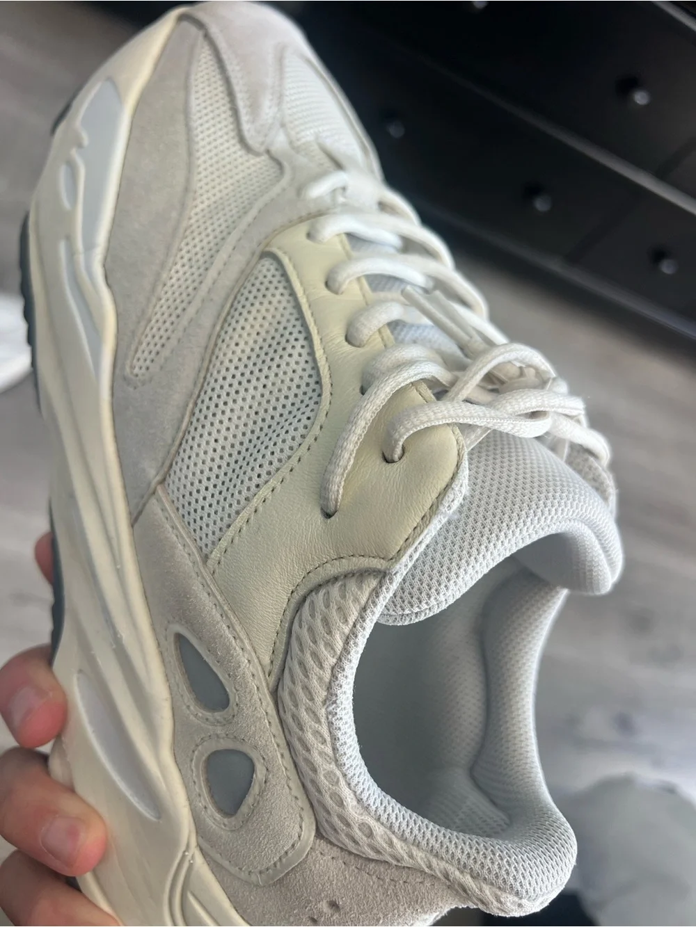 Yeezy Boost 700 Analog